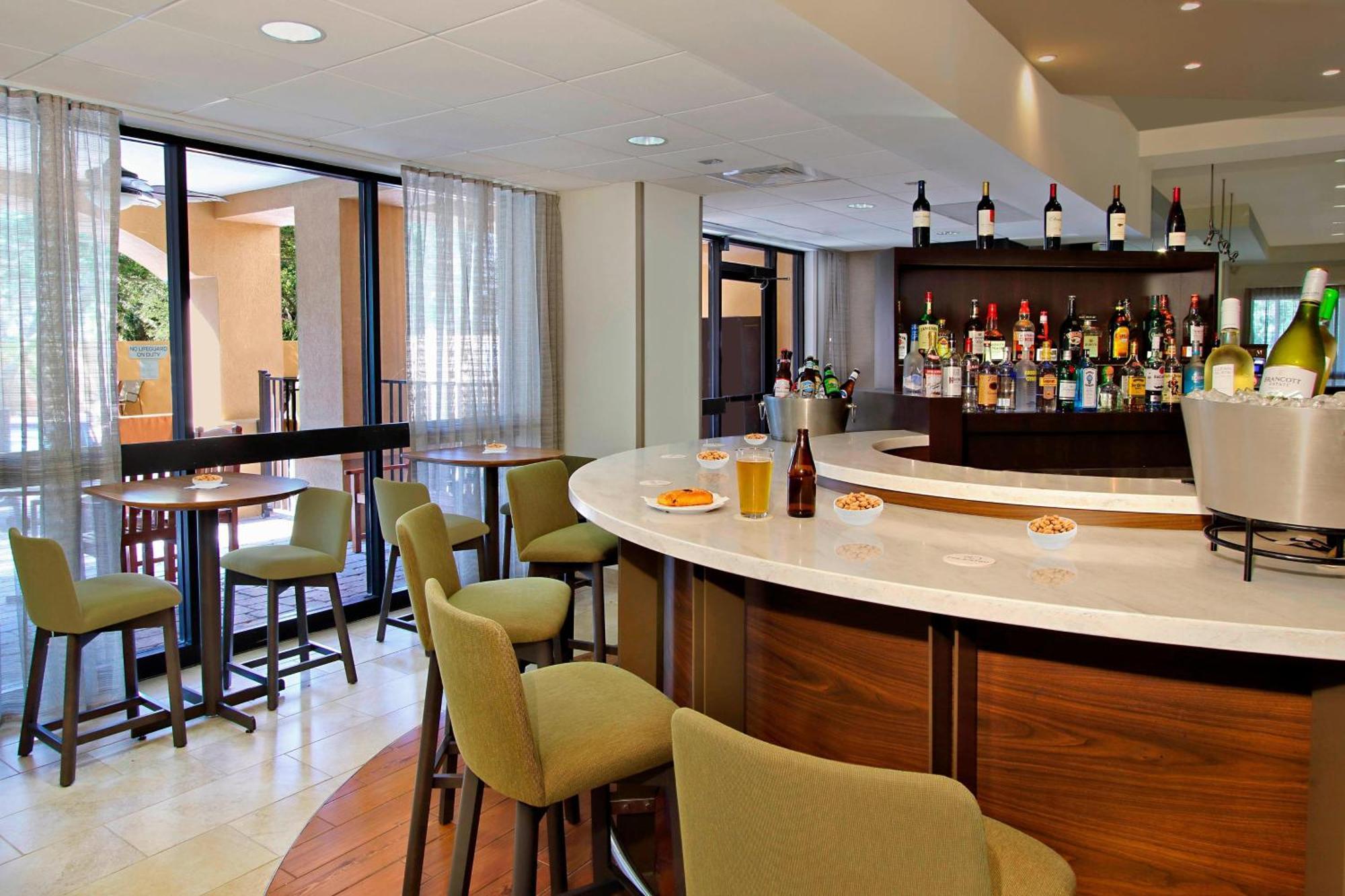Courtyard By Marriott Cocoa Beach Cape Canaveral Exterior photo
