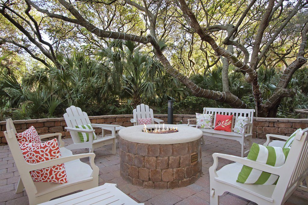 Courtyard By Marriott Cocoa Beach Cape Canaveral Exterior photo